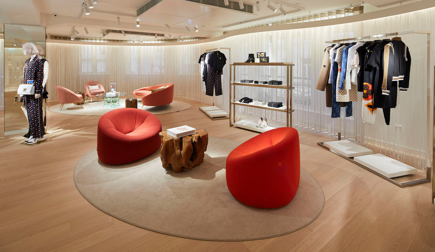 Des espaces salons sont aménagés pour accueillir les clients. (Photo: Stéphane Muratet/Louis Vuitton)