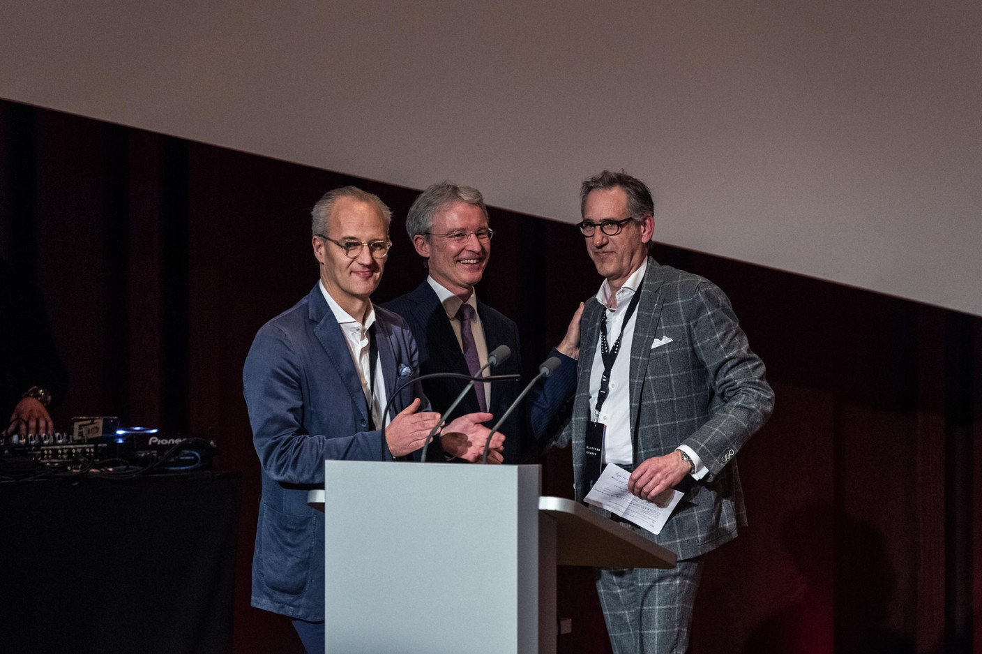 Hans Jürgen Schmitz (Mangrove Capital Partners), Paul Junck (Directeur de la LPEA) et Jérôme Wittamer (Expon Capital) (Photo: Mike Zenari)