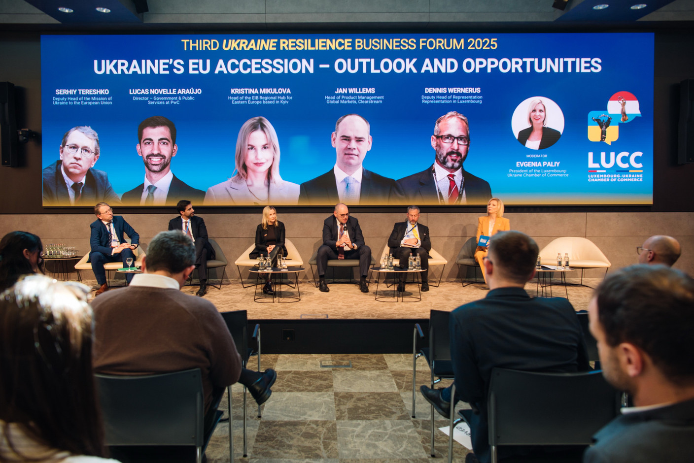 Serhiy Tereshko (mission of Ukraine to the EU), Lucas Novelle Araújo (PWC), Kristina Mikulova (EIB), Jan Willems (Clearstream), Dennis Wernerus (deputy head of the representation of the European Commission in Luxembourg), Evgenia Paliy (Luxembourg-Ukraine Chamber of Commerce). Photo: Kateryna Mostova