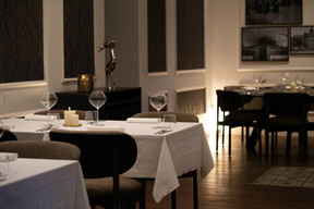La salle du restaurant est bien chaleureuse et confortable. (Photo: Kevin Eiffener/Mikado)