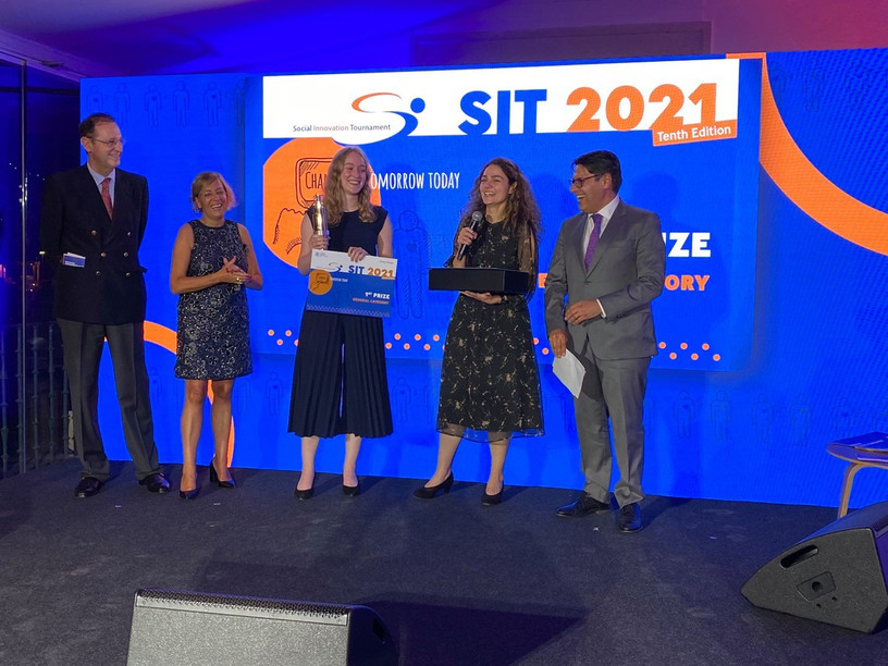 Tahereh Pazouki (2nd from right) and Elisabeth Martin (3rd from right) won €75,000 for their maths learning solution Photo: EIB