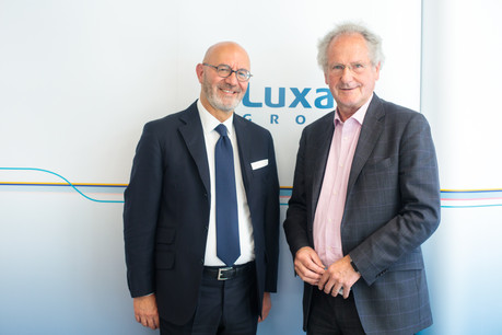 Malgré sept ans de concurrence de plus en plus vive, Paul Helminger (à droite) laisse les clés de LuxairGroup à Giovanni Giallombardo avec un bilan positif. Ce dernier entend faire de la société la référence de la Grande Région. En deux ou trois ans. (Photo: Matic Zorman)
