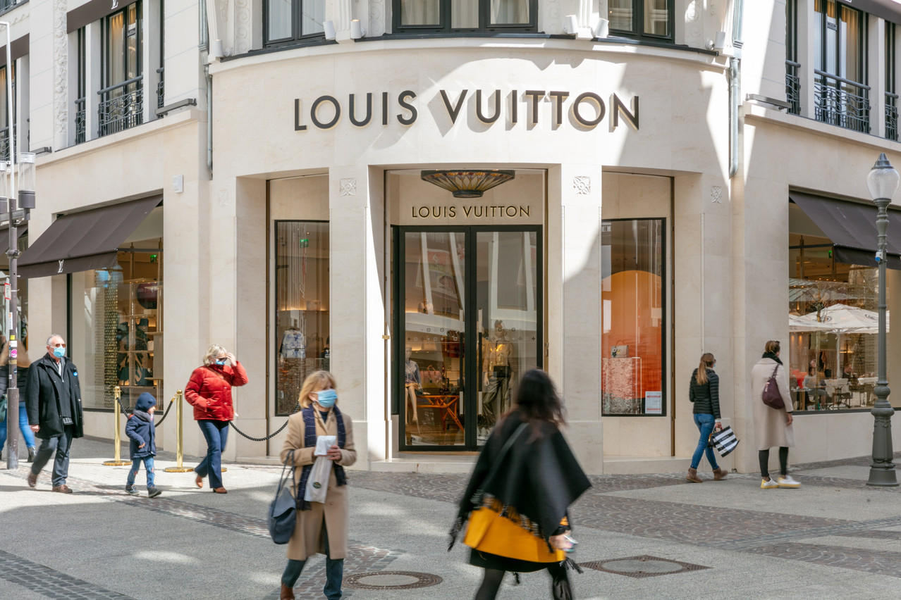 L’emménagement, en novembre dernier, de Louis Vuitton dans l’ancien magasin Bonn illustre l’appétit des marques haut de gamme pour les emplacements de premier choix. (Photo: Romain Gamba/Maison Moderne)