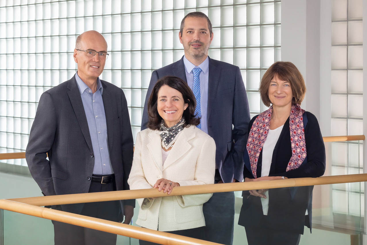 Björn Ottersten (directeur du SnT), Béatrice Belorgey (présidente du Comité exécutif de BGL BNP Paribas), Jacques Klein (SnT) et Anne Goujon (head of Data Science Laboratory, BGL BNP Paribas). (Photo: BGL BNP Paribas)