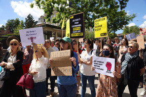 «My body, my choice», ont scandé les manifestants. (Photo: Romain Gamba/Maison Moderne)