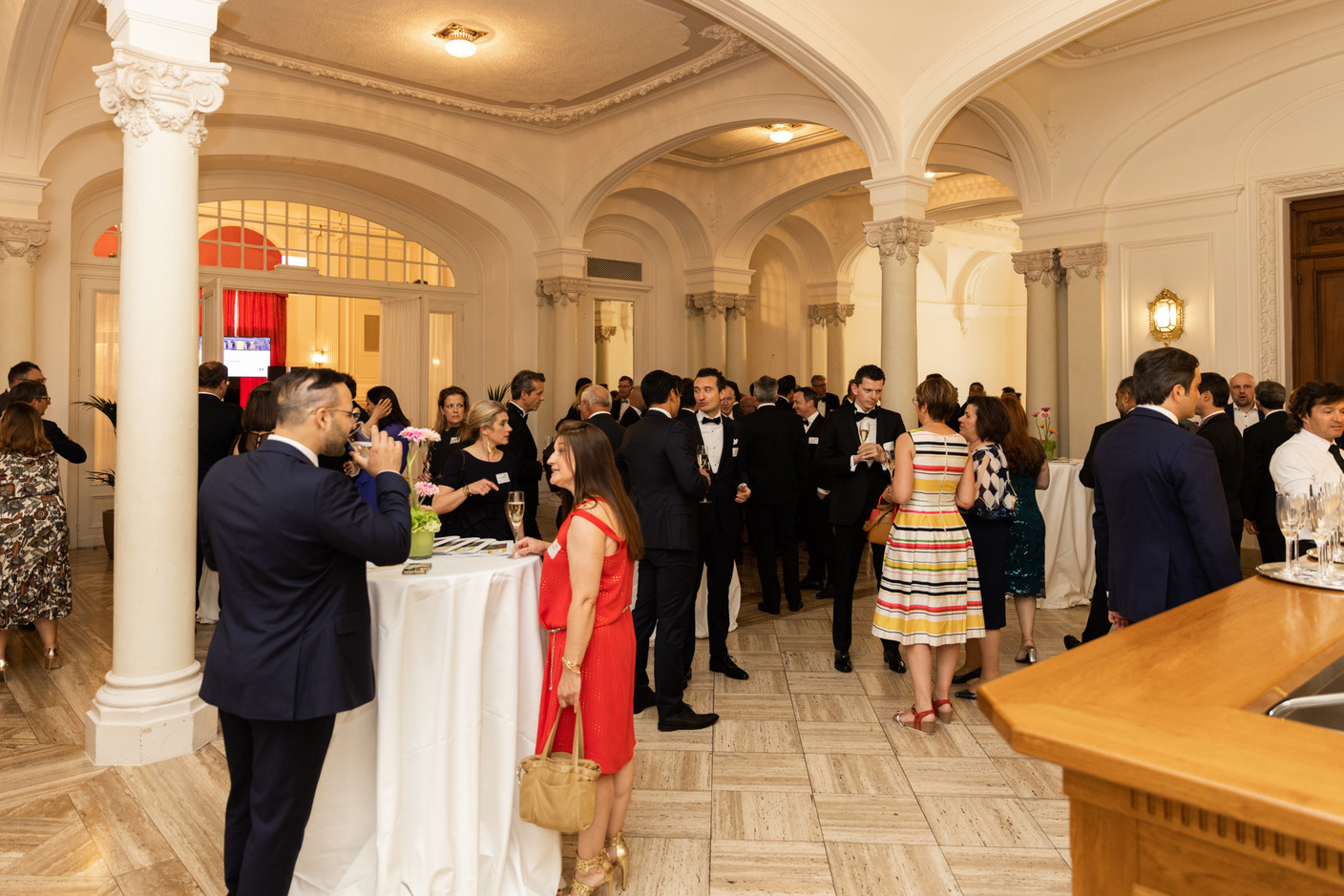 Attendees at a gala dinner to launch EY Luxembourg's 2023 attractiveness survey, held at the Cercle Cité on 15 June. Photo: Romain Gamba/Maison Moderne