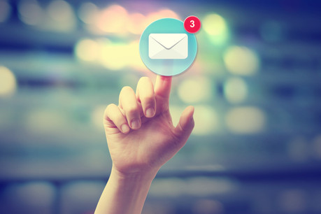 Le cloud est, pour l’instant, largement utilisé pour la gestion des courriers électroniques des entreprises de plus de 10 personnes. (Photo: Shutterstock)