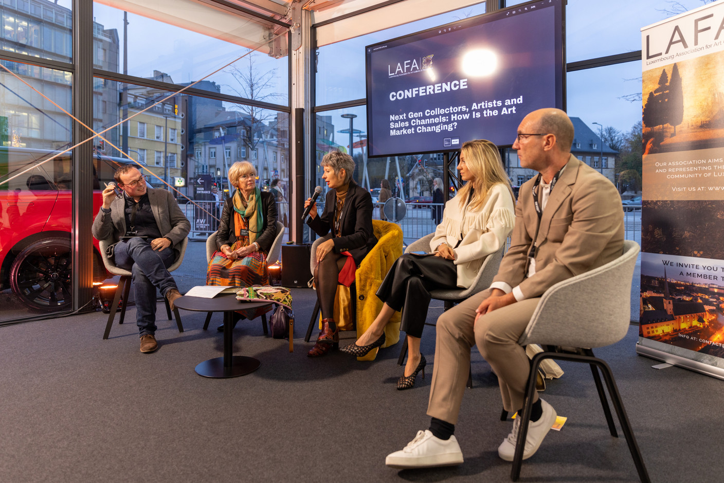 La Luxembourg Art Week propose tous les ans un programme de conférences qui permettent de traiter divers sujets en lien avec le marché de l’art contemporain. En 2022, par exemple, la LAFA avait proposé un partenariat pour organiser une conférence sur les changements à venir sur le marché de l’art.  (Photo: Romain Gamba/Maison Moderne/archives)