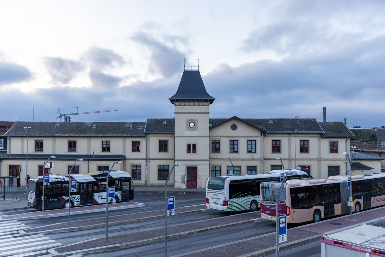 The European Public Prosecutor’s Office is probing Luxembourg transport firms suspected of inflating subsidy claims worth €23m by misreporting diesel and hybrid bus services as zero-emission. Library photo: Romain Gamba