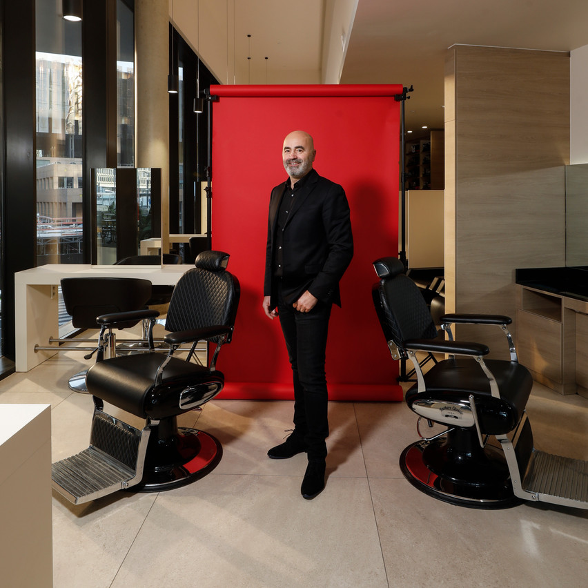  Manuel de Abreu a ouvert, avec son épouse, huit salons de coiffure NM Coiffure. (Photo: Guy Wolff/Maison Moderne)