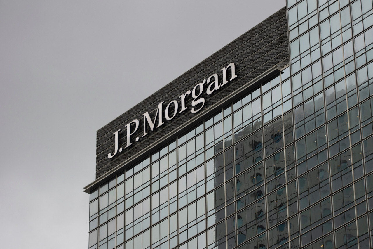 As for the players, JP Morgan retains its top spot among promoters, with $578.3bn in assets, ahead of DWS International ($421.8bn) and Amundi ($383.8bn). (Photo: Shutterstock)
