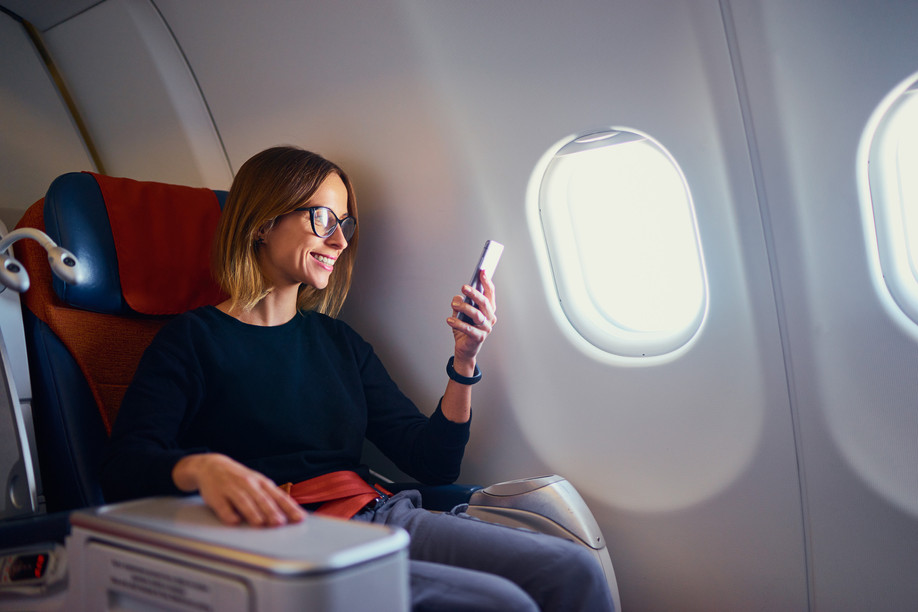 Throughout the pandemic Luxembourg has followed the recommendations of the ECDC when considering what type of measures to apply or remove. It is likely that the grand duchy will lift the mask-wearing mandate on board flights following the EU agencies’ update. Photo: Shutterstock.