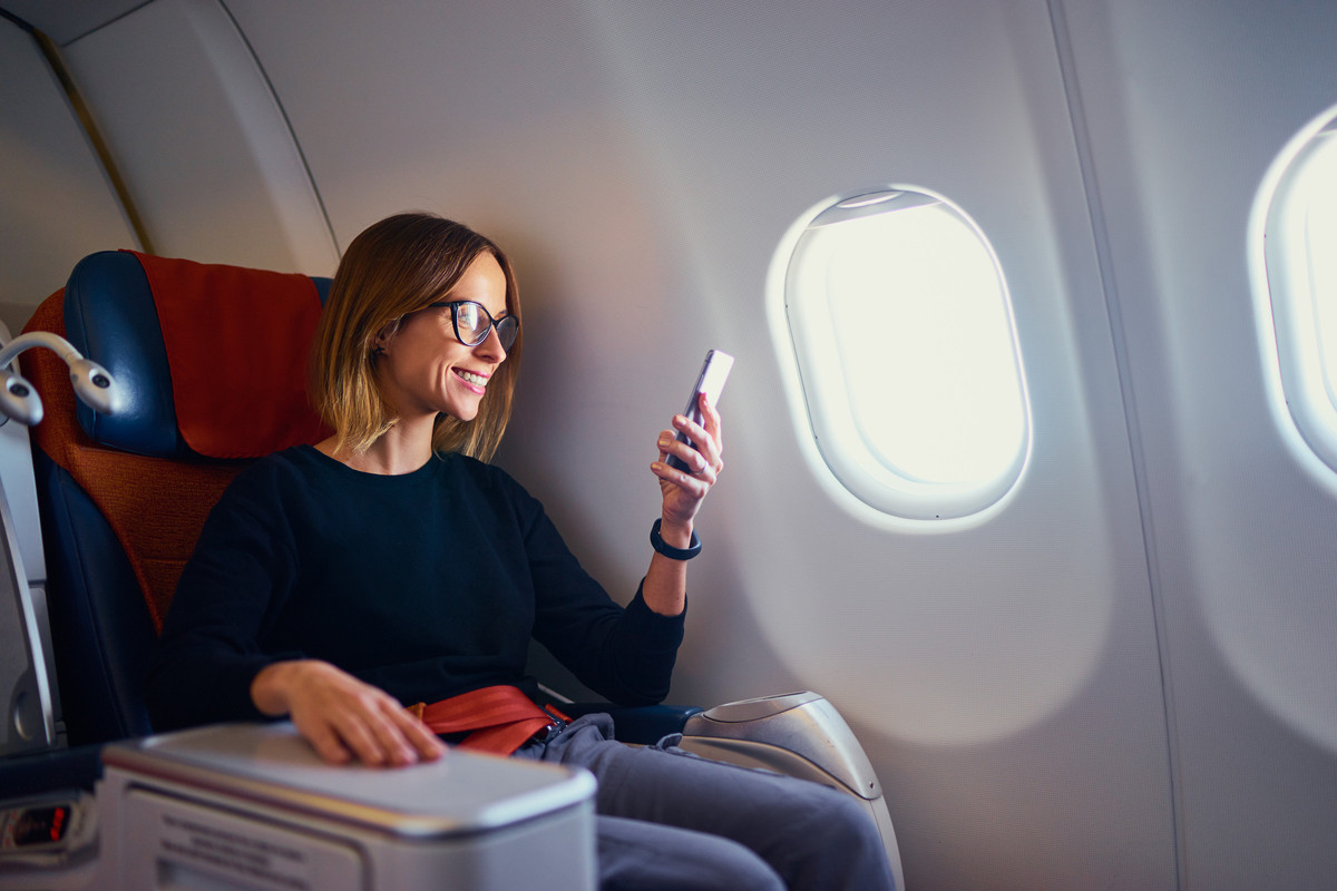 Luxembourg could drop airplane mask mandate - Vimarsana News