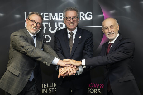 Patrick Nickels, président de Luxembourg Future Fund (LFF); Pierre Gramegna, ministre des Finances et Pier L uigi G ilibert , directeur général du Fonds européen d’investissement (FEI). (Photo: Blitz pour la BEI)