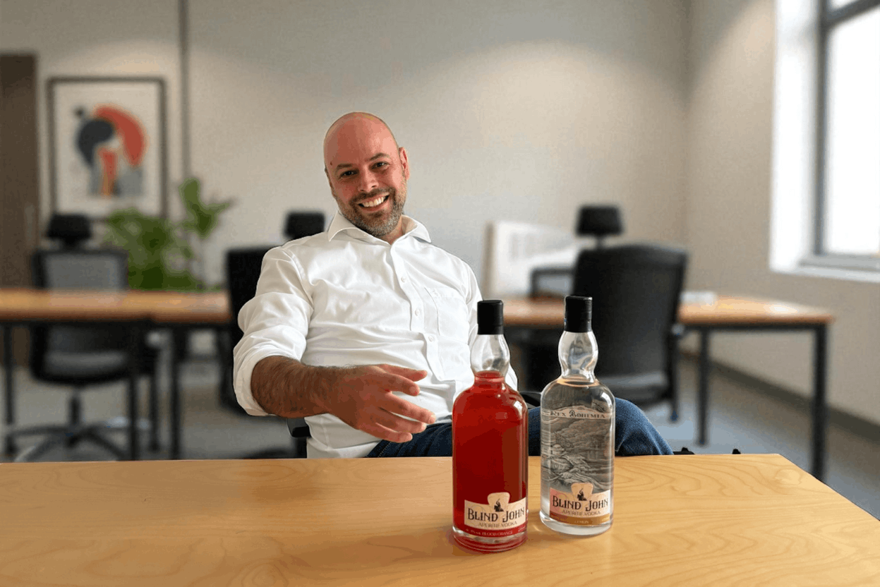 Marc Ewert, founder of MEW, with Blind John, the new Luxembourg aperitif brand inspired by the country’s heritage. It’s a local creation designed to travel, between storytelling, authenticity and European ambition. Photo: Bastien Rault