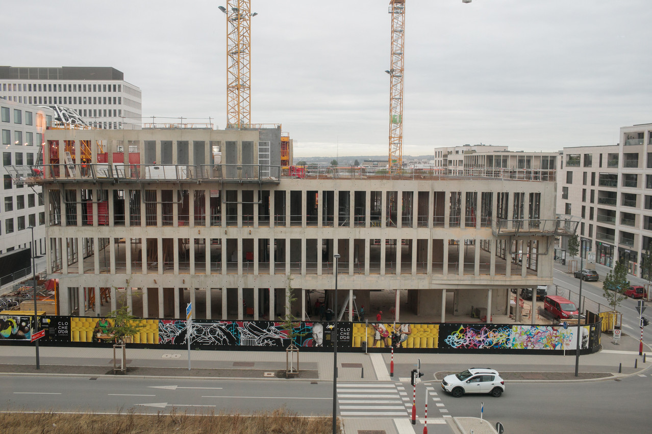 The Luxembourg housing market experienced its highest transaction volume in six quarters during Q1 2024, driven by increased loan issuance and strong demand for existing apartments. Archive photo: Matic Zorman / Maison Moderne