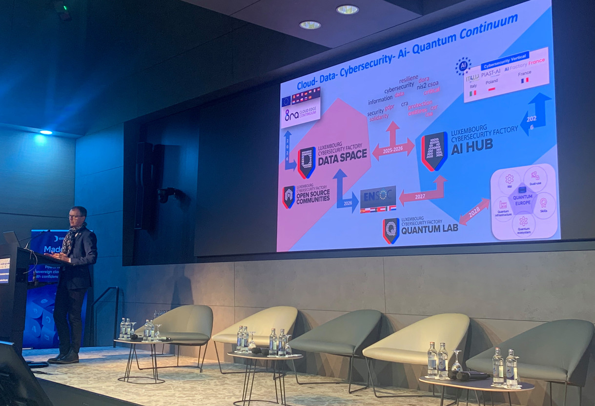The CEO of the Luxembourg House of Cybersecurity, Pascal Steichen, presented a “Fabrique” dedicated exclusively to cybersecurity. (Photo: Paperjam)