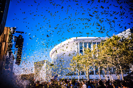 L’édition 2019 ensoleillée et très réussie du Luxembourg Open Air avait rassemblé des milliers de festivaliers au Kirchberg dans une ambiance électrique! (Photo: Colorful Penguins)