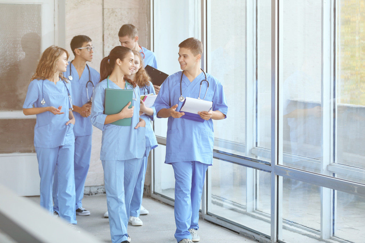 Les étudiants luxembourgeois terminent leur cursus de médecine en se spécialisant à l’étranger. Tous ne reviennent pas, souligne l’Alem. (Photo: Shutterstock)