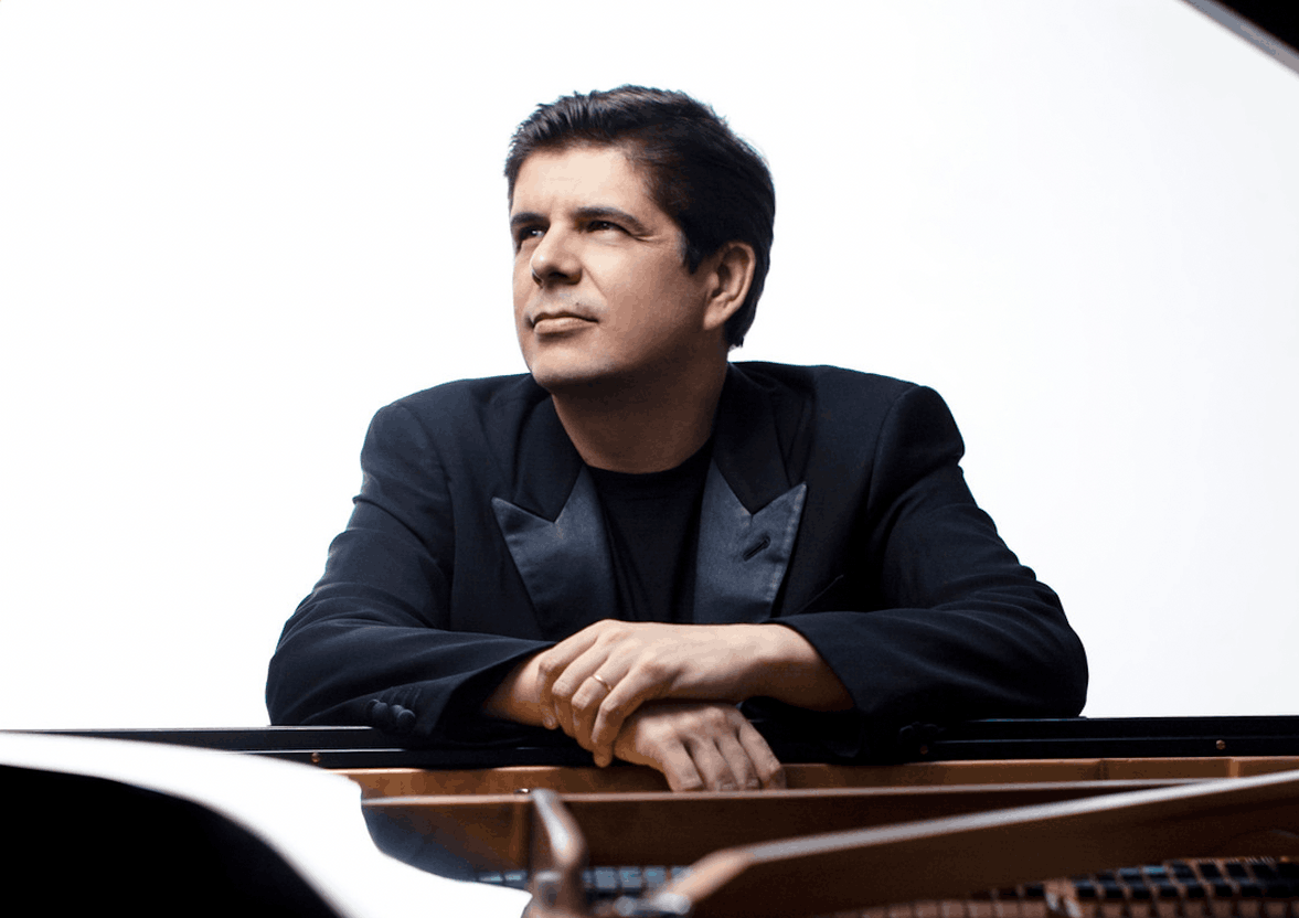   OPL/Perianes Philharmonie