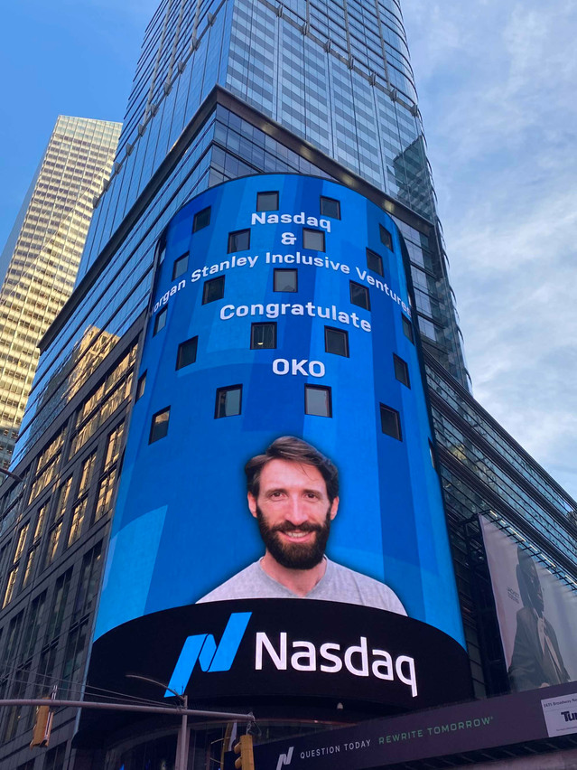 Morgan Stanley featured Simon Schwall, co-founder of Luxembourg insurtech startup Oko, on the giant Nasdaq digital billboard in Times Square in New York City, to celebrate Oko’s graduation from the Morgan Stanley Inclusive Ventures Lab programme, 7 February 2024. Photo: Oko