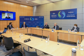 (from left to right) David Levingston, Adviser to the Special Envoy of the President of the United States of America on Climate Change; John Kerry, Special Envoy of the President of the United States of America on Climate Change; Jean Asselborn, Minister for Foreign and European Affairs; Pierre Gramegna, Minister for Finance; Martine Schommer, Ambassador of the Grand Duchy of Luxembourg in Paris SIP/LUC DEFLORENNE