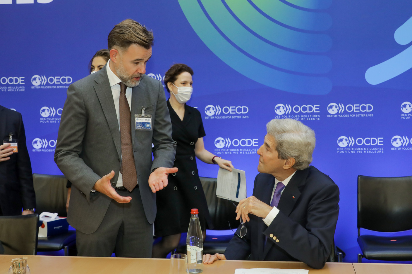 (from l. to r.) Franz Fayot, Minister of the Economy; John Kerry, Special Envoy of the President of the United States of America for Climate Change (chairing the council meeting at ministerial level) SIP/LUC DEFLORENNE