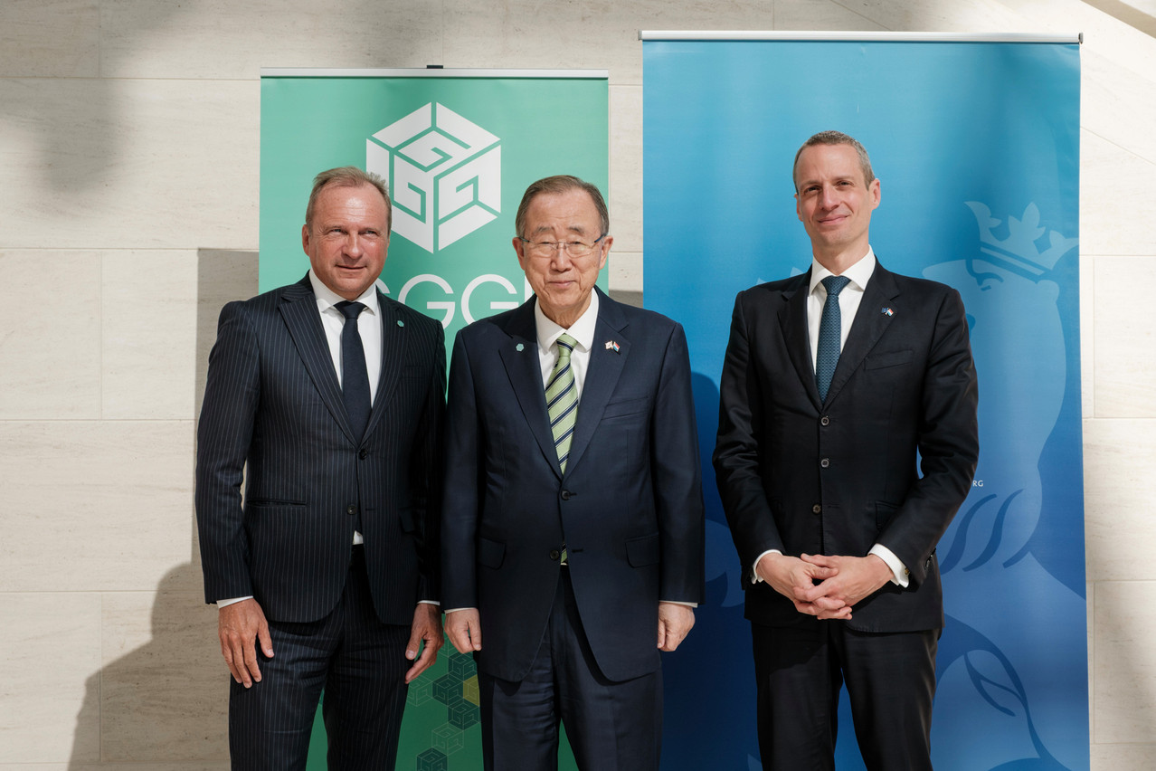 Luxembourg, recognised as a world leader in climate and sustainable finance, was welcomed as the 51st future member state of the Global Green Growth Institute (GGGI), at a ceremony presided over by the president of the assembly and chair of the council of GGGI, Ban Ki-Moon. L to r: finance minister Gilles Roth, Ban Ki-Moon and environment minister Serge Wilmes. Photo: Pancake! Photographie