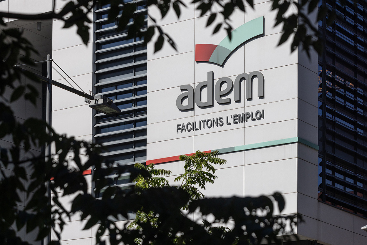 Employers declared 3,383 job vacancies in January, while the stock of available offers fell to 5,977, according to Adem, Friday 20 February 2026. Library photo: Guy Wolff