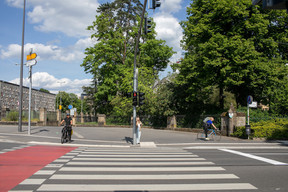 L’échevin veut, d’ici la fin de l’année, relier par deux voies cyclables le rond-point Schuman au boulevard Prince Henri. (Photo: Matic Zorman / Maison Moderne)
