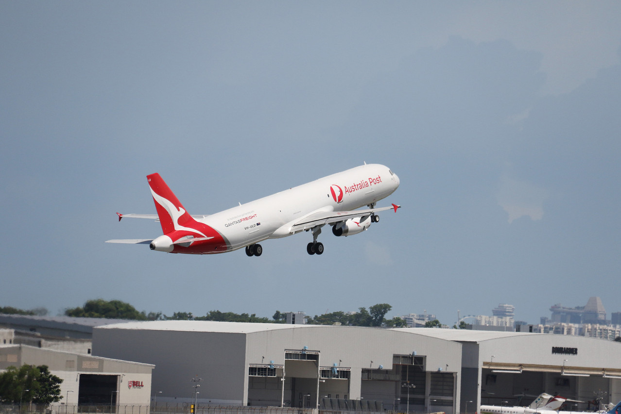 Après deux années d’essais et des tests depuis le début de l’année, Vallair a enfin livré son premier A321F, un avion «passagers» reconditionné en avion de fret, pour la compagnie australienne Qantas. (Photo: Vallair)