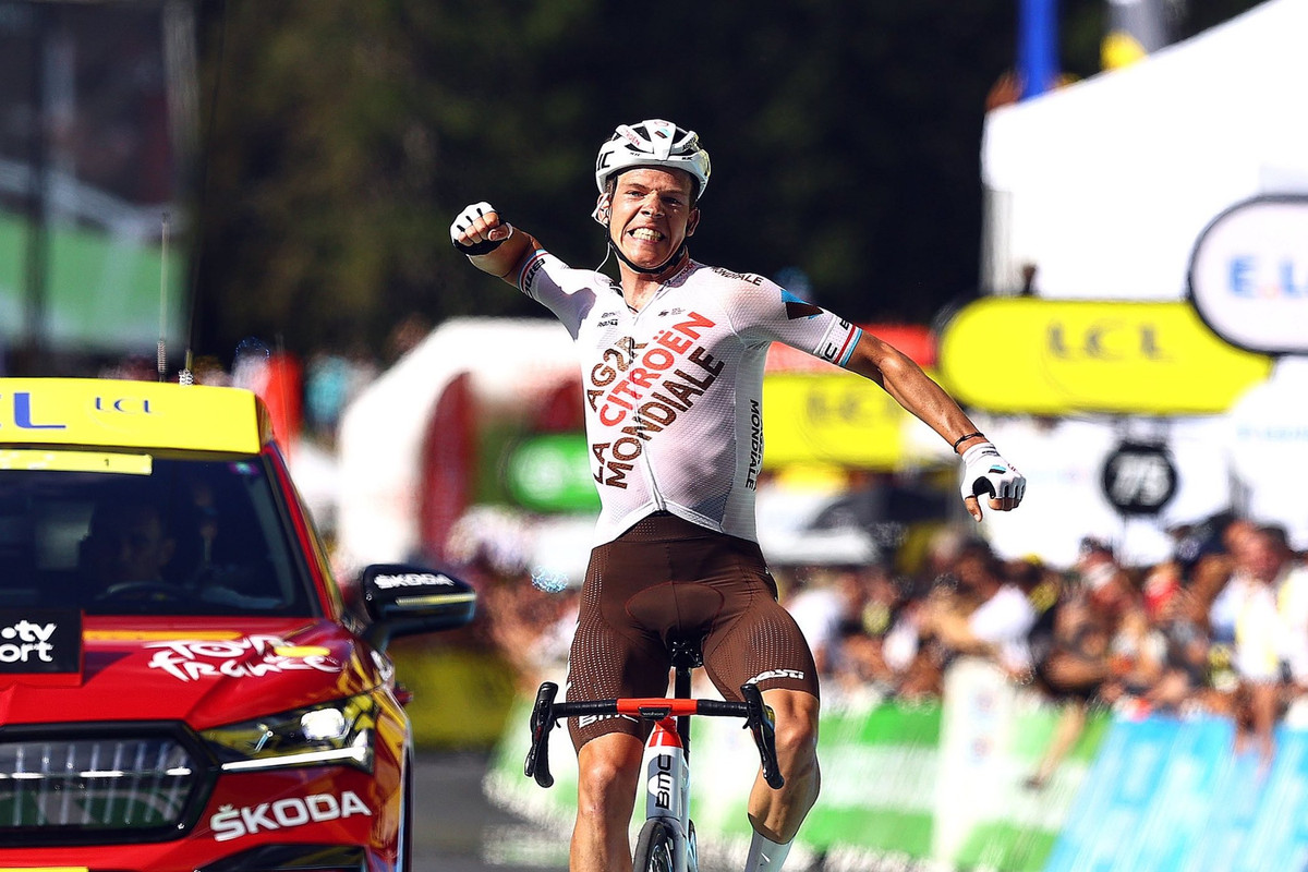 Luxembourger wins stage nine of Tour de France - Vimarsana News