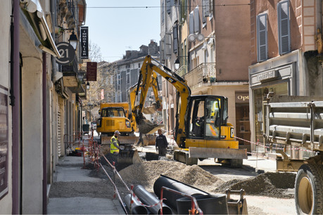 Evariste réunit 90 entreprises actives dans les travaux publics, l’entretien et le jardinage pour le compte de collectivités locales. (Photo: Shutterstock)