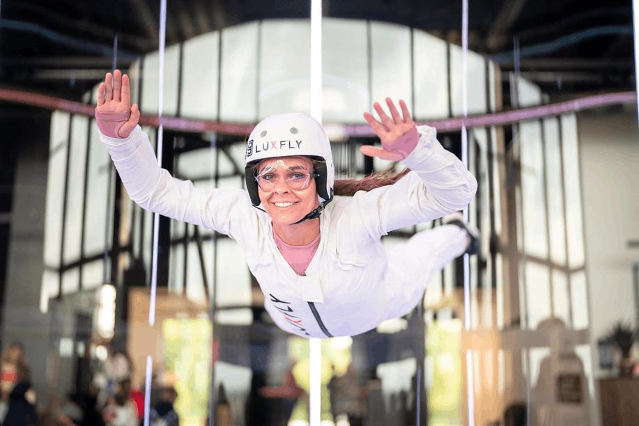 Voler donne une sensation de liberté sans risque de malaise ou de vertige. À partir de 4 ans. (Photo: Luxfly Skydive)