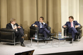 Guy Verhofstadt (Parlement européen), Prof. Carlo Altomonte (Bocconi's University) et Nicolas Mackel (Luxembourg for Finance) (Photo: Olivier Minaire)
