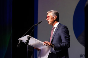 Romain Muller, chairman of LuxReal, speaking at the real estate dinner party, 2 October 2024. Photo: Eva Krins/Maison Moderne