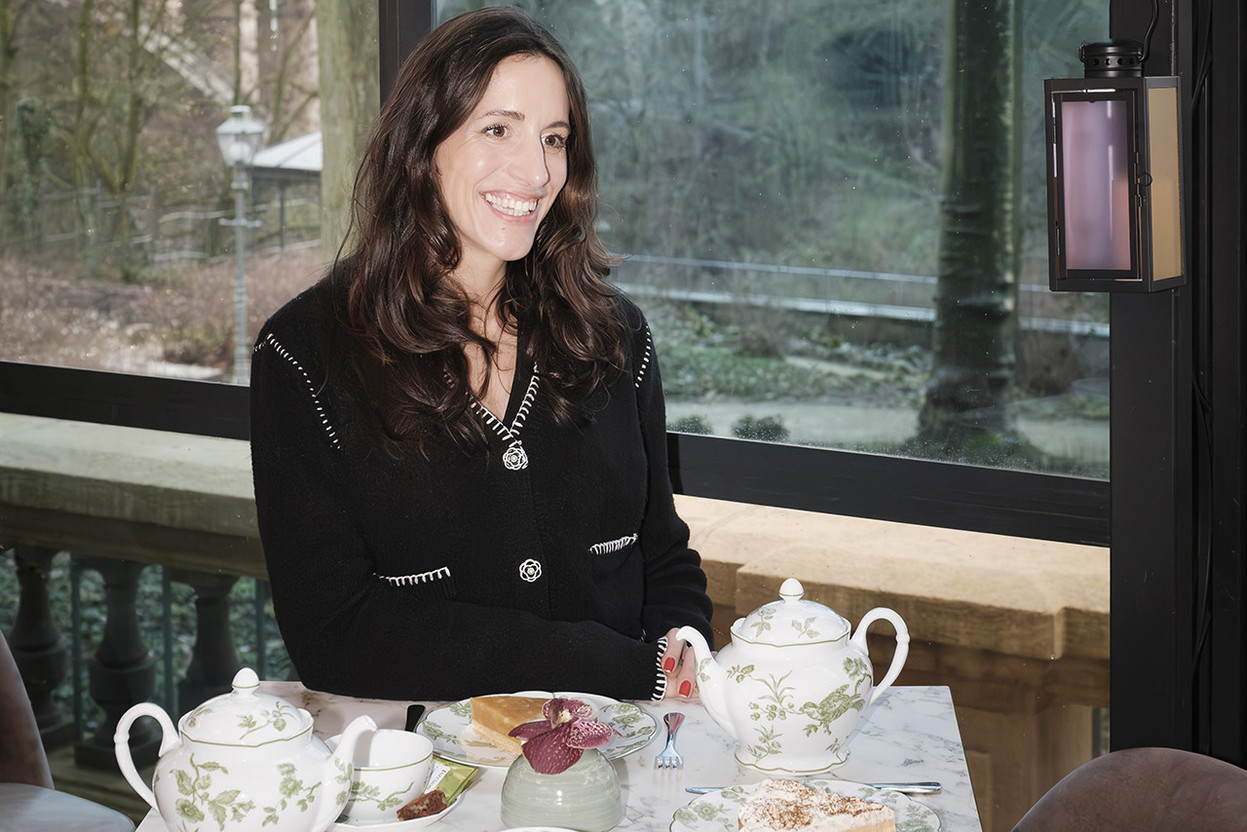 Laura Ferber, pictured here at Brasserie Ciel, is the managing director of Ferber Hair & Style. (Photo: Jan Hanrion/Paperjam)