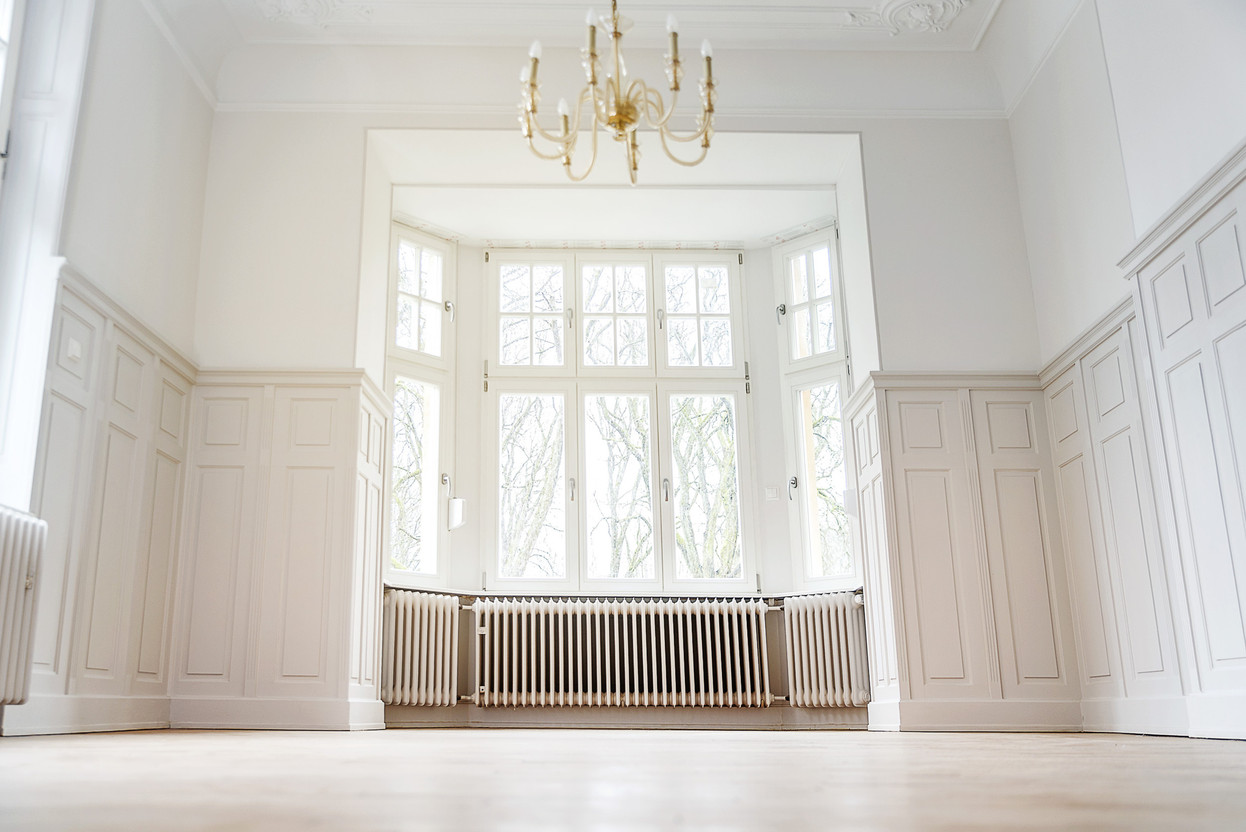 Six chambres, quatre étages, construit en 1900. Surface de 270 m 2 . Prix: 3.250.0000€ (Crédit: Immophoto)