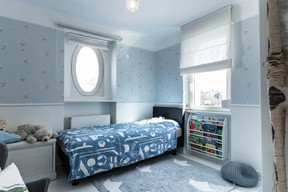 L’une des plus petites chambres, transformée en chambre d’enfant, après la fin des travaux de restauration. ((Photo: Aatika Hayat))