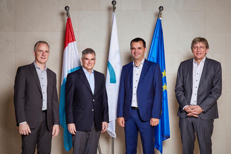 Claude Meurisse ( COO, L uxhub), Claude Marx (d irector g eneral, CSSF ), Jacques Pütz ( CEO, L uxhub), Jean Hilger (c hairman, L uxhub) Photo: Luxhub