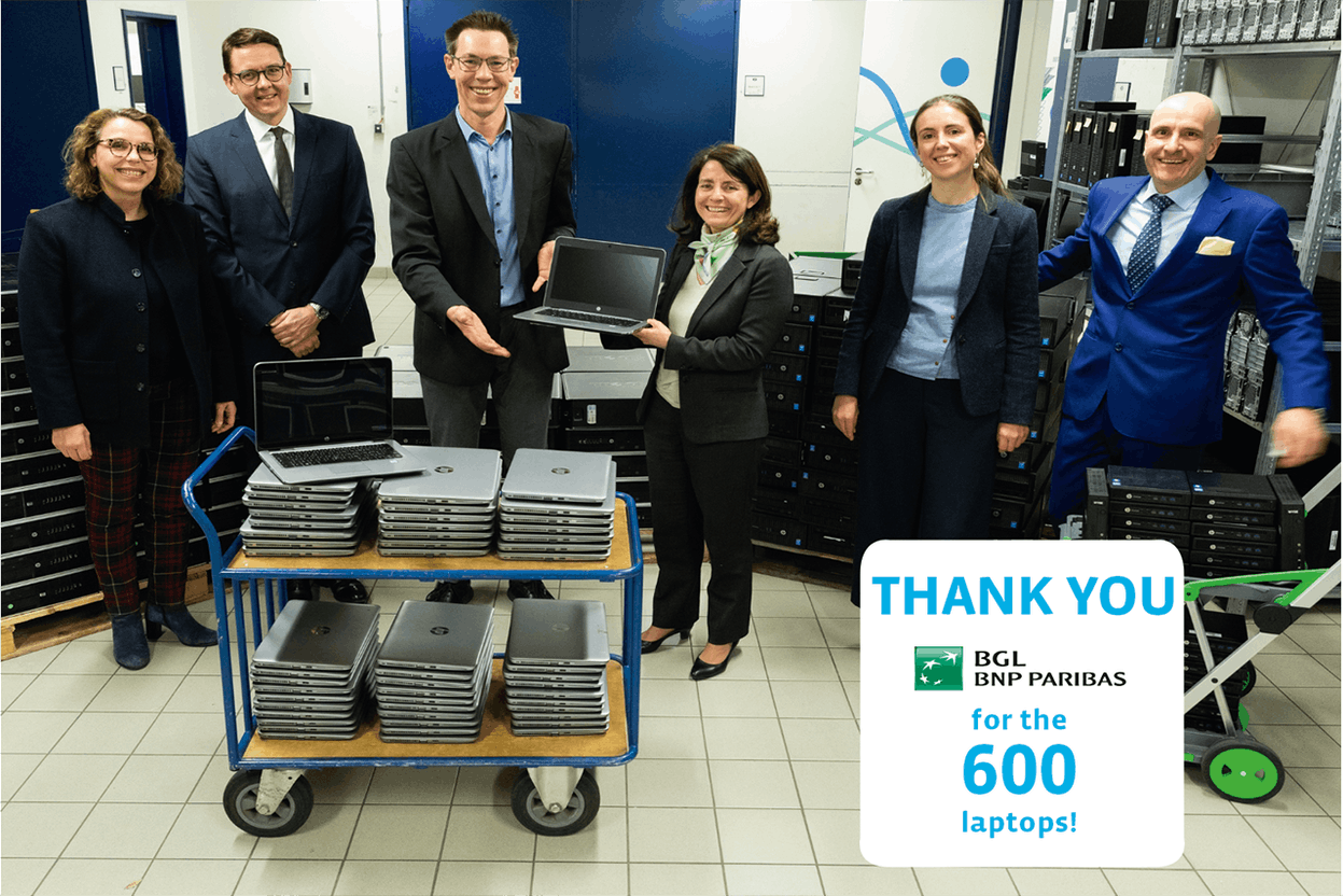 Digital Inclusion is targeting local businesses by offering to collect and socially reuse their obsolete laptops and smartphones. Crédit photo : Digital Inclusion