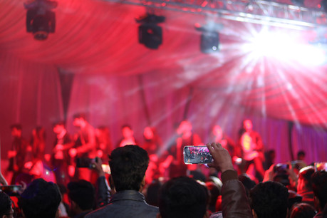 Une discothèque a dû être évacuée et fermée à Esch-sur-Alzette, et une fête sauvage dans la forêt de Bockholtz a été interrompue par la police. (Photo d’illustration: Shutterstock)