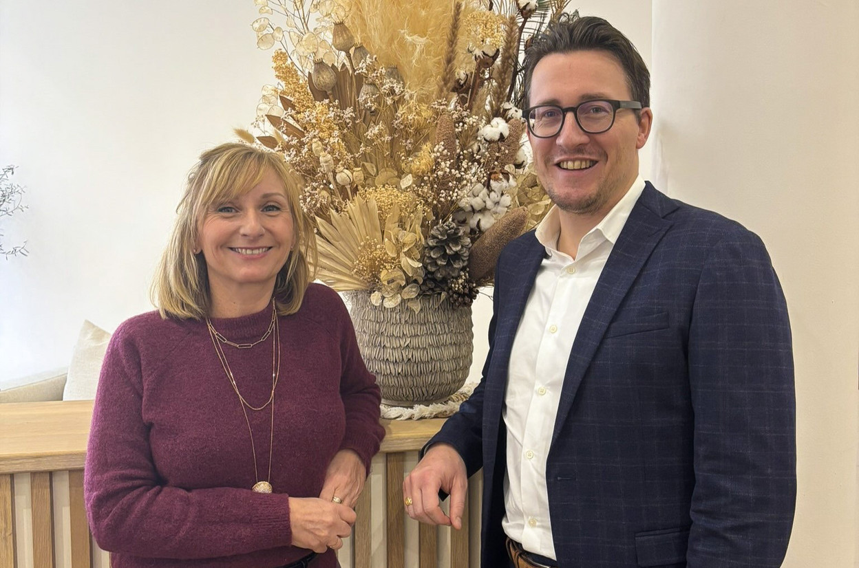Pierrick Dhellemmes, Broker et directeur de l’agence Re/Max Sweet Home, située au cœur de Luxembourg-Ville, renforce son équipe en nommant Marie-Christine Jablon au poste de Team Leader. (Photo: Re/Max Sweet Home)