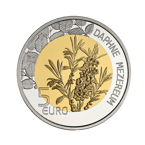 This 925 silver and Nordic gold coin is dedicated to the fight against the extinction of beech forests in Luxembourg, caused by global warming. In particular, they are home to the bois-joli, the shrub featured on the coin. The coin has a face value of €5 and a retail price of €50. There are 3,000 of them in circulation. Visual: BCL