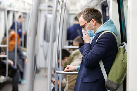 Pas de masque dans les transports en commun, c’est risquer 149 euros d’amende. (Photo: Shutterstock)