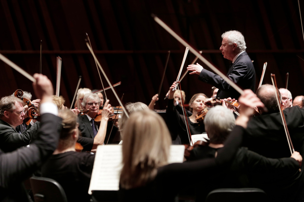 Master, Maestro and Musician Philharmonie