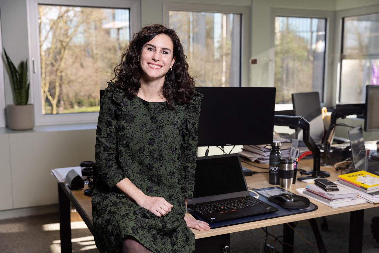 Mélanie De Lima, dans son bureau chez INOWAI. (Photo: Romain Gamba/Maison Moderne)