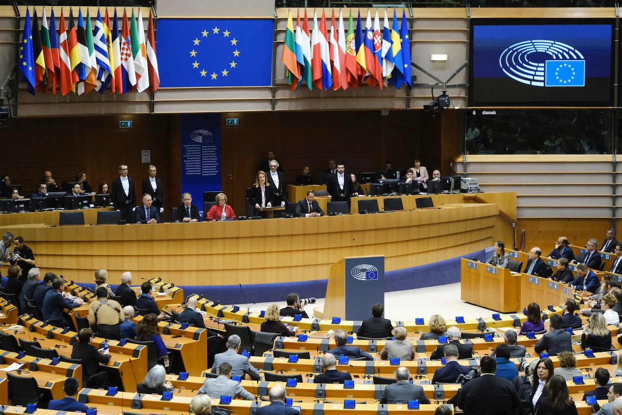 By a narrow majority, MEPs have referred the Mercosur treaty to the Court of Justice of the European Union. This is likely to delay its ratification by a good 18 months. (Photo: Shutterstock)