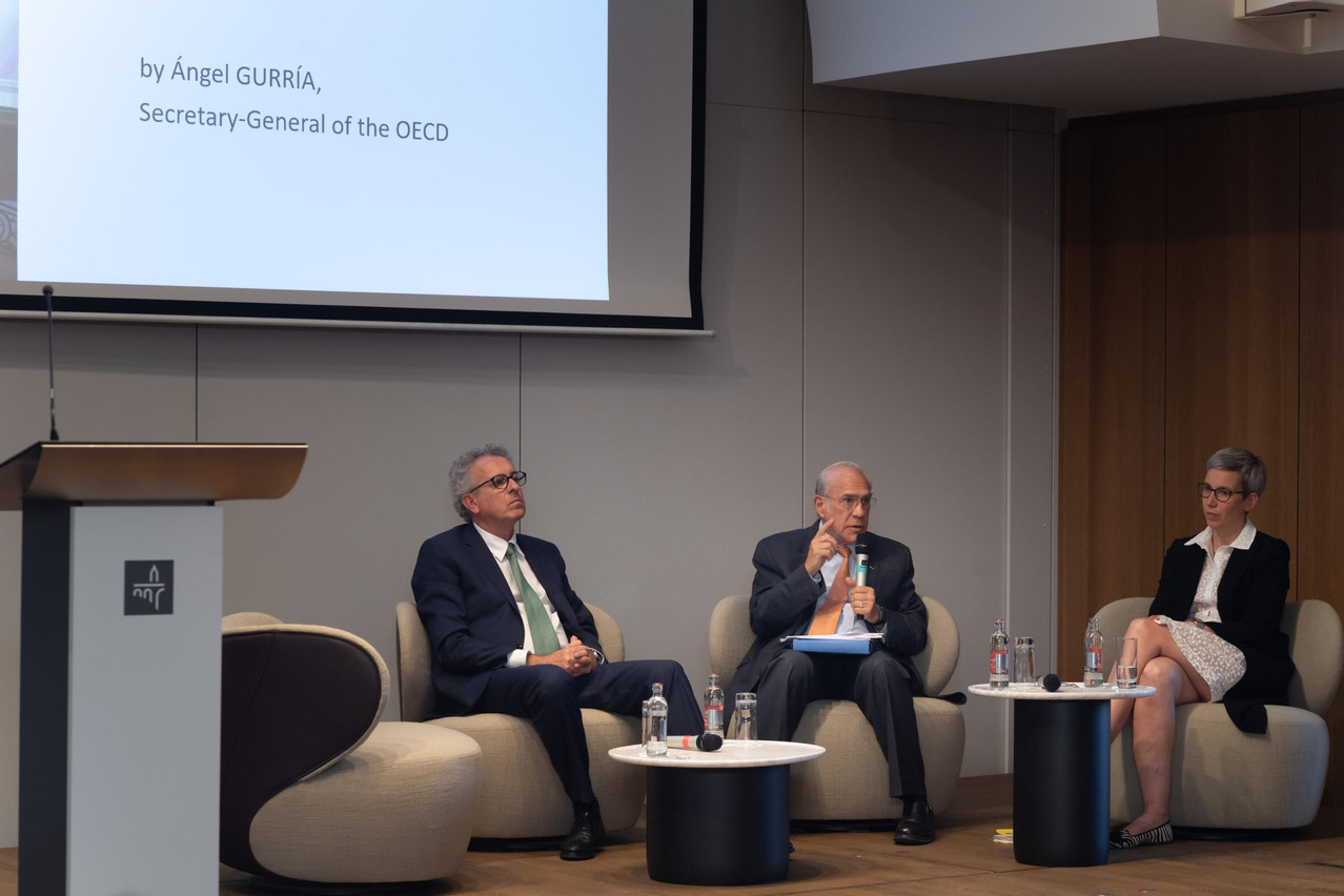 Pierre Gramegna, ministre des Finances; Angel Gurria, secrétaire général de l’OCDE et Sam Tanson, ministre du Logement. (Photo: Nader Ghavami)