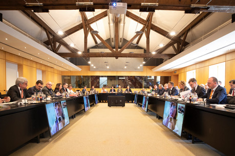 Le Comité de coordination tripartite, pendant les échanges du 22 mars 2022 entre le gouvernement et les partenaires sociaux. (Image: Guy Wolff/Maison Moderne/Archives)
